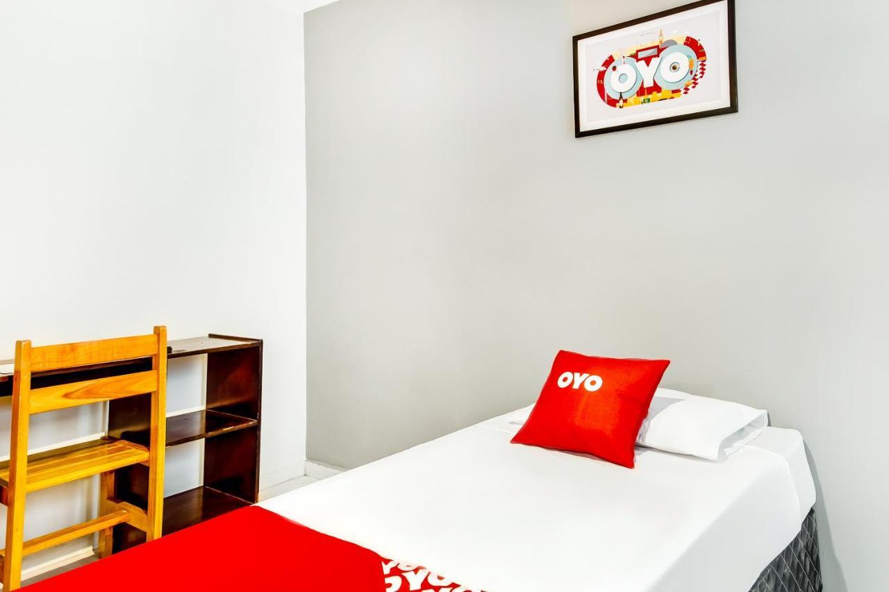 Oyo Hotel Lisboa, Sao Jose Dos Campos Exterior photo